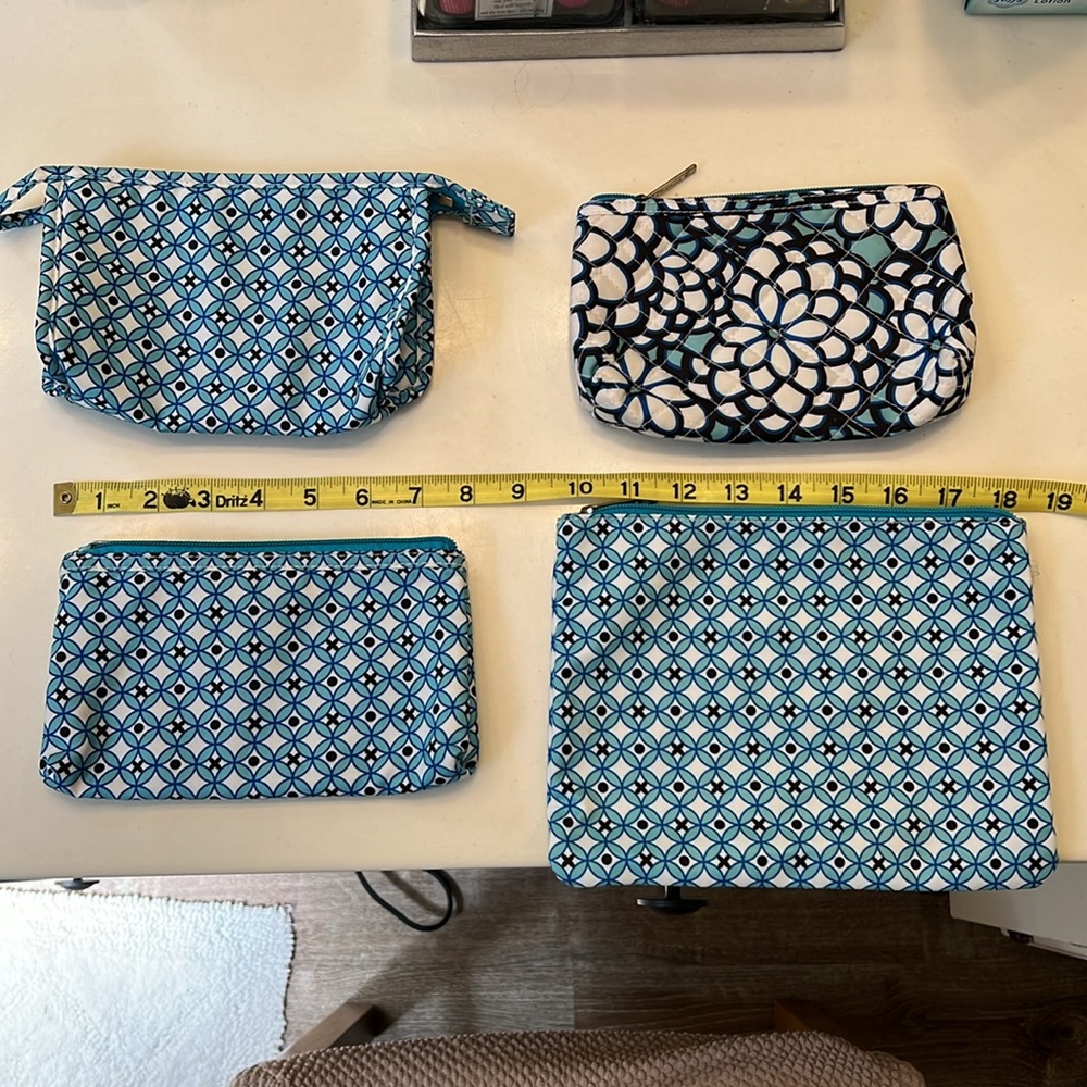 Cosmetic Bag Set - Picture 6 of 7